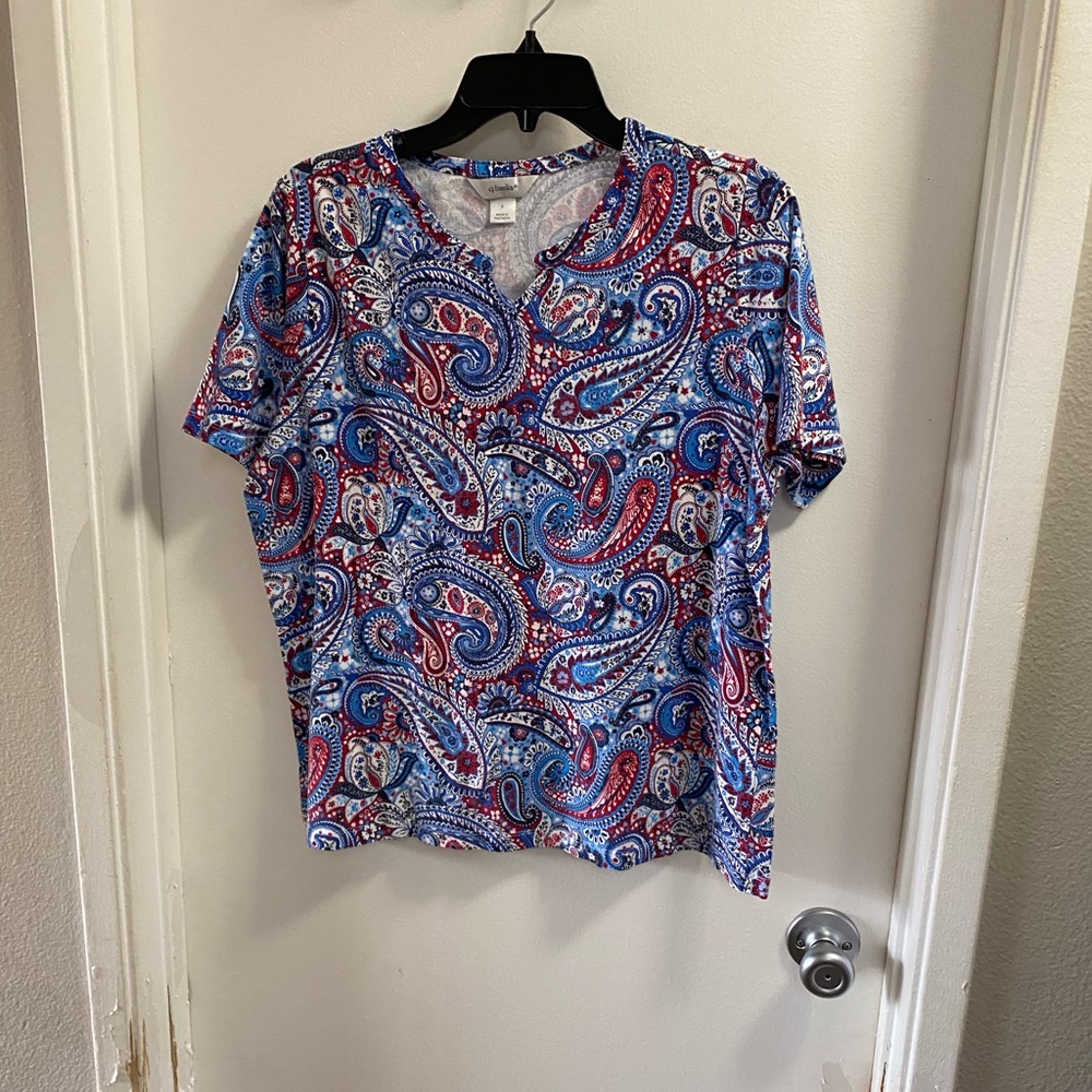 Woman’s CJ banks top